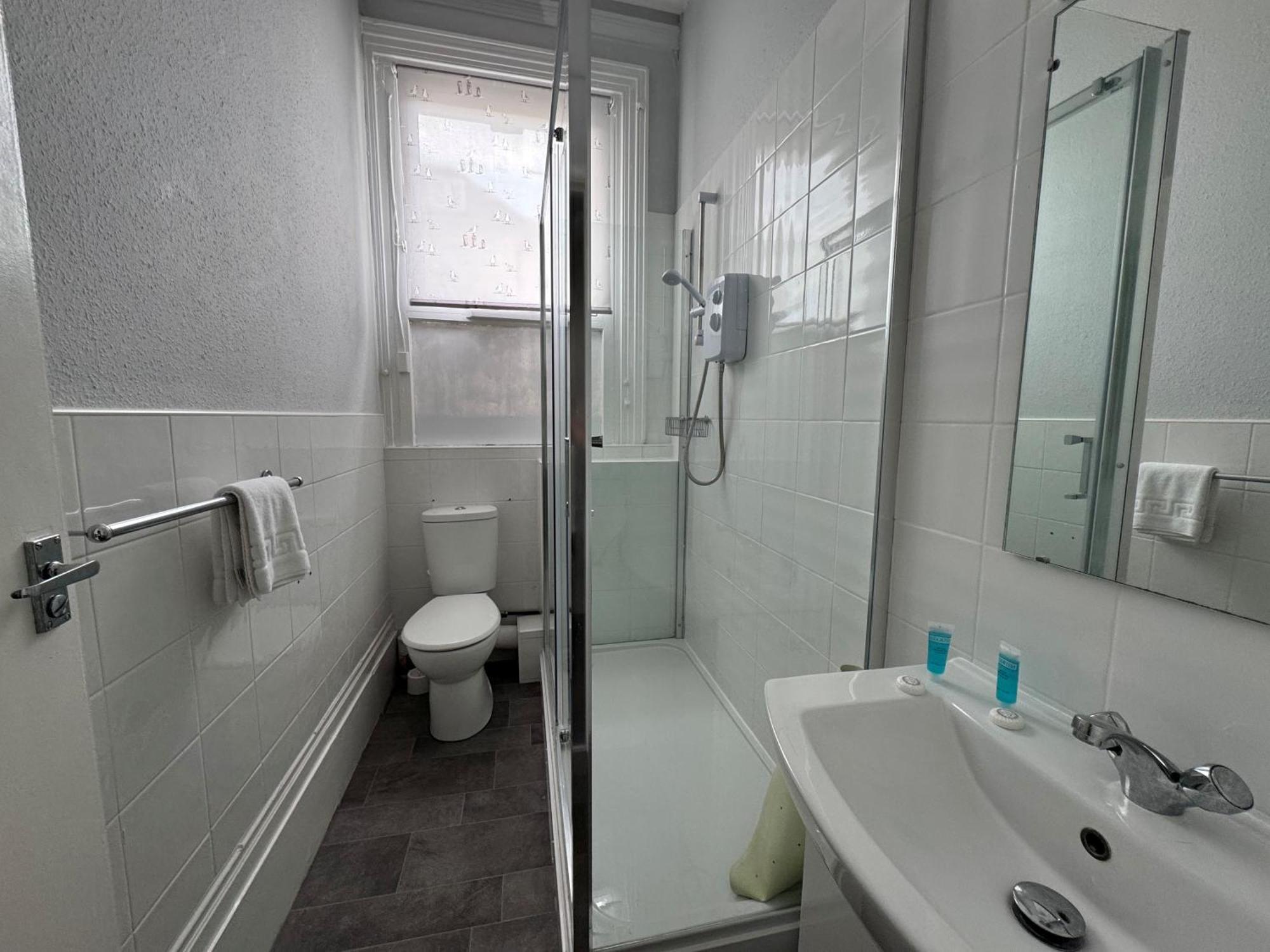 Devonshire House Holiday Flats WTA-toernooi van WTA-toernooi van Eastbourne Buitenkant foto