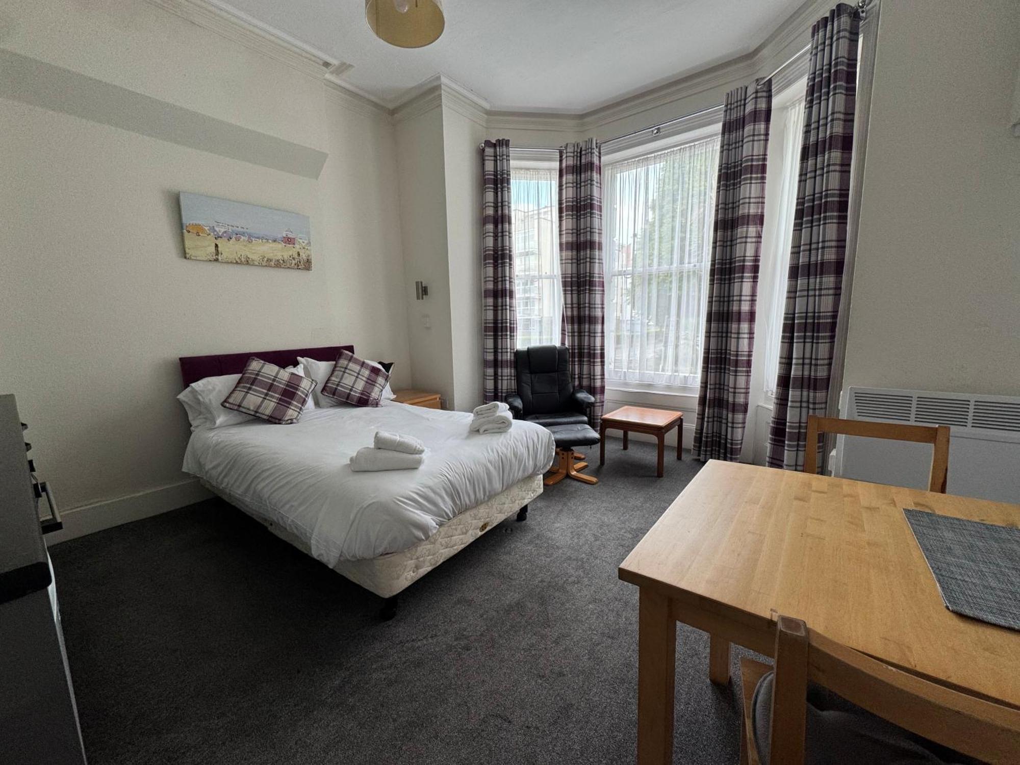 Devonshire House Holiday Flats WTA-toernooi van WTA-toernooi van Eastbourne Buitenkant foto
